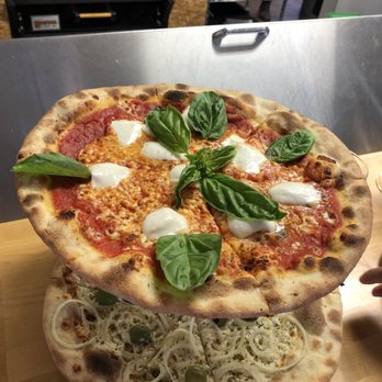 Sandrino - Margherita - Pizza Near Me - Sausalito, California