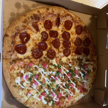Yaya's Pizza - 1/2 chicken Schwarma 1/2 pepperoni - Pizza Near Me - Ypsilanti, Michigan Yaya's Pizza - 1/2 chicken Schwarma 1/2 pepperoni - Pizza Near Me - Ypsilanti, Michigan