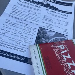 Using the Puzza Passport at Mama Mel's Using the Puzza Passport at Mama Mel's