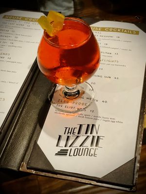 The Tin Lizzie Lounge by null