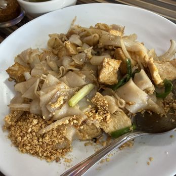 Thai Boom - SO5.Tom Kah Soup Spicy P3.Pad Kee Mow F2. Pineapple Fried Rice - Thai Near Me - Beverly Hills, California Thai Boom - SO5.Tom Kah Soup Spicy P3.Pad Kee Mow F2. Pineapple Fried Rice - Thai Near Me - Beverly Hills, California