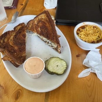 Sweet Melissa's - Reuben with seitan as the meat substitute.  Three bean chili.  That Reuben was the best I have ever had. - Vegetarian Near Me - Laramie, Wyoming