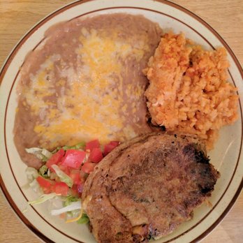 The Camaleon - Chile Relleno: Decent, satisfying plate of food - American Near Me - Holbrook, Arizona