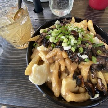 Rockwater Grill and Bar - Sandwiches Near Me - Golden, British Columbia Rockwater Grill and Bar - Sandwiches Near Me - Golden, British Columbia