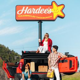 Exterior photo of Hardee's - PRESTONSBURG, Kentucky Exterior photo of Hardee's - PRESTONSBURG, Kentucky