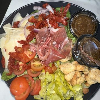 Mangoni - Pizza Near Me - Winter Garden, Florida