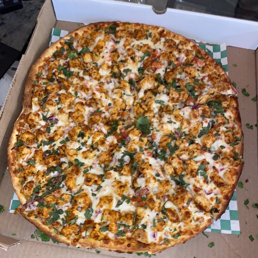 Butter Chicken Pizza Butter Chicken Pizza