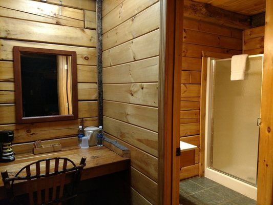 Log Cabin Lodge And Suites Donegal 288 State Route 711 Jones Mills