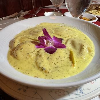 Le Petit Restaurant - French Near Me - Sherman Oaks, California Le Petit Restaurant - French Near Me - Sherman Oaks, California
