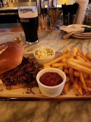 Goldie’s Tavern by null