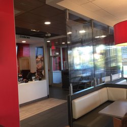 McDonald's - Lobby