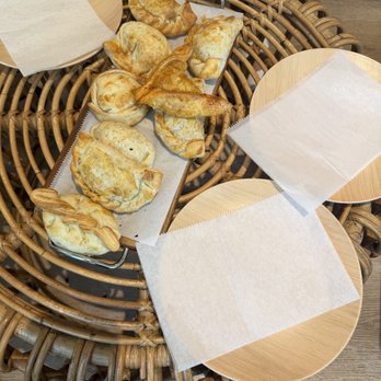 A Family - Bakeries Near Me - Miami, Florida A Family - Bakeries Near Me - Miami, Florida