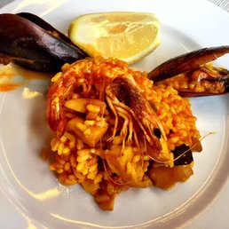 Paella... Paella...