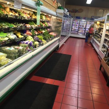 Natural Grocers - a produce section in a grocery store - Grocery Near Me - Castle Rock, Colorado Natural Grocers - a produce section in a grocery store - Grocery Near Me - Castle Rock, Colorado