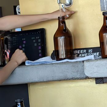 Grnd Sqrl - Cute growler for water! - Gastropubs Near Me - Twentynine Palms, California