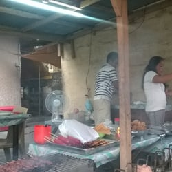 Lea's Barbecue - The spread