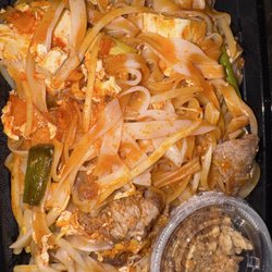 Beef pad Thai