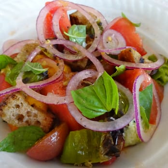 Odd Duck - Heirloom tomato salad - American Near Me - Austin, Texas Odd Duck - Heirloom tomato salad - American Near Me - Austin, Texas
