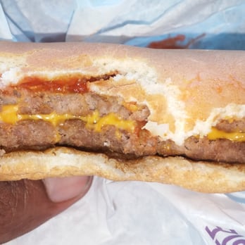 McDonald's - This may just be the driest cheeseburger in the history of cheeseburgers!!!!! - Fast Food Near Me - Dacula, Georgia