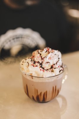 West Social Tap & Table by null