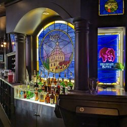 Bier Markt - Love the bar!