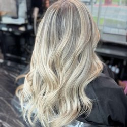 Spoleti Salon - Buttery Blonde Highlights at Pflugerville, Texas Salon