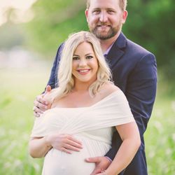 Katie Lynn Beauty - Makeup for this beautiful maternity shoot! Contact me www.makeupbykatielynn.com