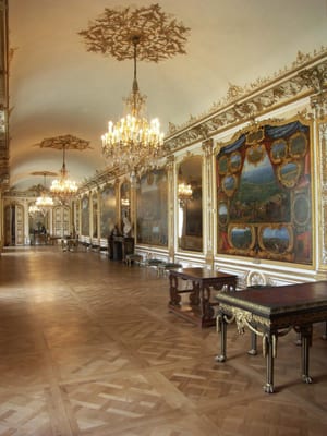 Château de Chantilly by null
