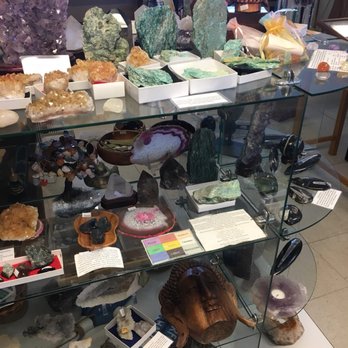 Crystals & Gems Gallery - Jewelry Near Me - Hanalei, Hawaii