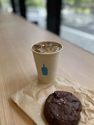 Blue Bottle Coffee by null
