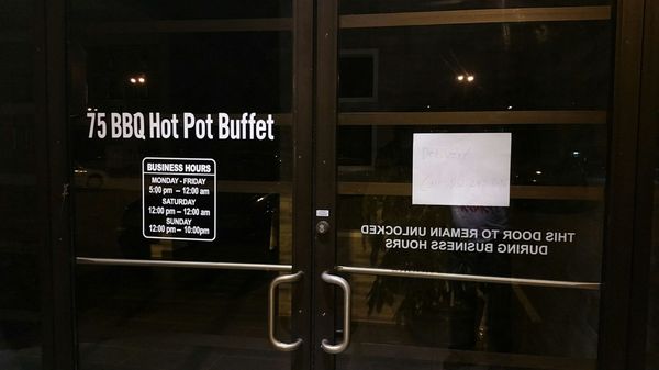 75 BBQ and Hot Pot Buffet by null