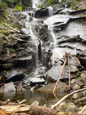 Bridal Veil Falls by null