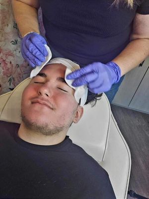 Glow Aesthetics and Wellness