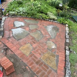 Brickwall Construction - Installed this sitting area in Haddonfield Nj