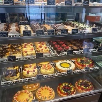 Sugarz Bakery - Bakery case - Bakeries Near Me - Killingly, Connecticut