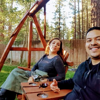 Alpenhorn Bed & Breakfast - Enjoying some wine on the swing bench - Big Bear Lake, CA