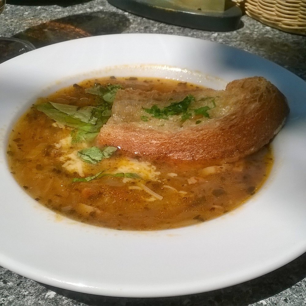 Mięta Restobar - Zupa cebulowa. Onion soup. - Modern European Near Me - Kraków, Massachusetts Mięta Restobar - Zupa cebulowa. Onion soup. - Modern European Near Me - Kraków, Massachusetts