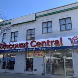 Discount Central - Grand opening