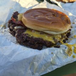 Lakeshore Grill