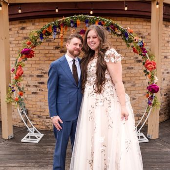 Wild Violet Photography - Wedding couple. - Event Photography Near Me Wild Violet Photography - Wedding couple. - Event Photography Near Me