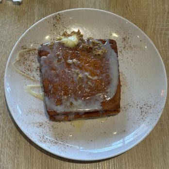 Cafe De Hong Kong - Molten salted egg yolk French toast - IG @bougiefoodieboi - Hong Kong Style Cafe Near Me - Markham, Ontario