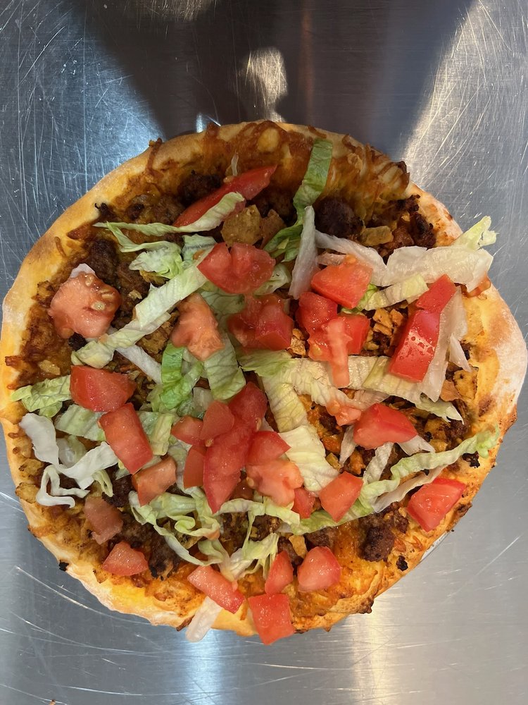 OLIVER’S PIZZA Updated August 2024 210 W Lake St, Crystal