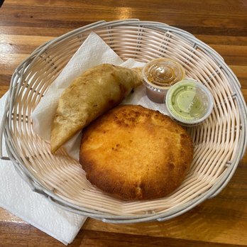 Tentaciones Colombianas - Bakeries Near Me - Boonton, New Jersey