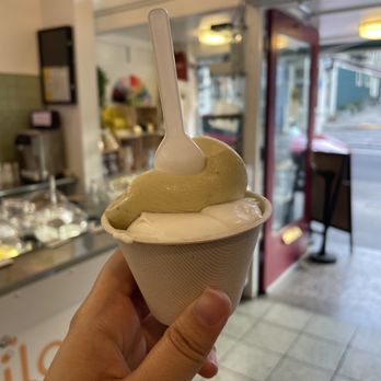 Hila Gelato Caffe - Pistachio, Stracciatella (Chocolate Chip) - Coffee & Tea Near Me - San Francisco, California Hila Gelato Caffe - Pistachio, Stracciatella (Chocolate Chip) - Coffee & Tea Near Me - San Francisco, California