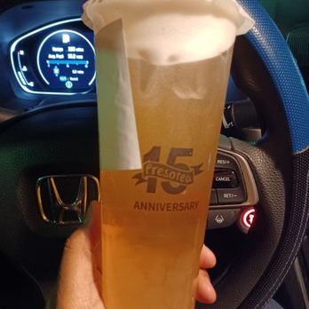 Presotea Montclair - White peach oolong tea ($4.75) - Bubble Tea Near Me - Montclair, California