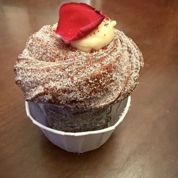 Supermoon Bakehouse - Cruffin of Love - Bakeries Near Me - New York, New York