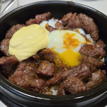 Phoenix Restaurant - Steak w/ onion paste hotpot rice bowl - Chinese Near Me - Markham, Ontario Phoenix Restaurant - Steak w/ onion paste hotpot rice bowl - Chinese Near Me - Markham, Ontario