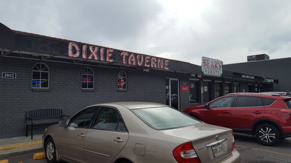 Dixie Taverne by null