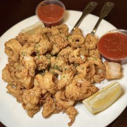 Illiano's Pizzeria & Restaurant - Fried Calamari