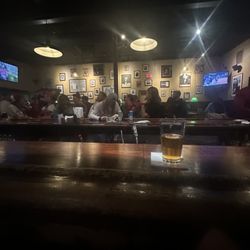 Dead Presidents Pub & Restaurant